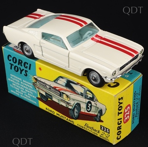 Corgi toys 325 mustang cc325