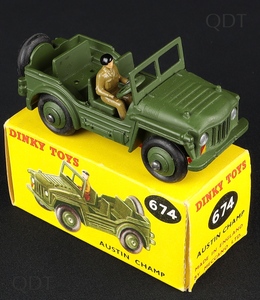 Dinky Toys 674 Austin Champ QDT