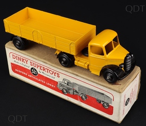 Dinky supertoys 521 bedford artic lorry bb822