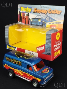 Dinky toys 390 customised freeway cruiser cc729