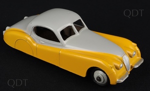 Dinky toys 157 jaguar xk120 cc786