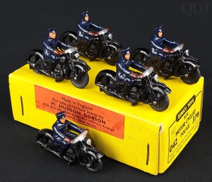 Dinky toys trade box 042 37b police motor cyclists cc951