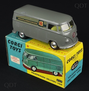 Corgi 433 Volkswagen Delivery van 'Vroom & Dreesmann' - QDT