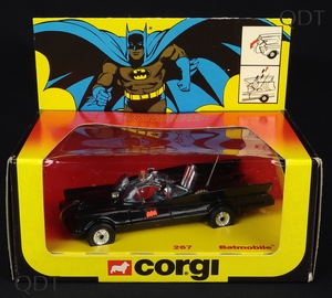 Corgi toys 267 batmobile dd263 front