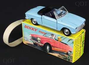 French dinky toys 511 peugeot 204 dd247 front