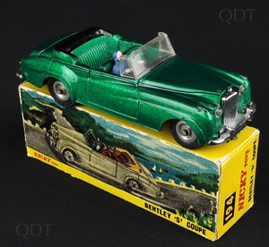 Nicky dinky toys 194 bentley dd364 front