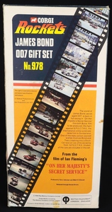 Corgi rockets gift set 978 james bond 007 ohmss dd367 back