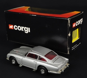 Corgi toys 271 james bond aston martin dd479 back