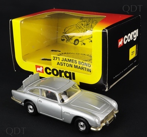 Corg toys 271 james bond aston martin dd480 front