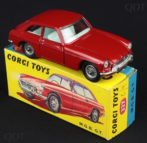 Corgi toys 327 mgb gt dd522 front