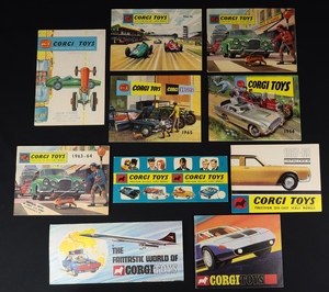 Corgi catalogues 1959 1970 dd563 front