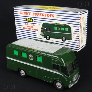 Dinky supertoys 967 bbc tv mobile control room cc805 front