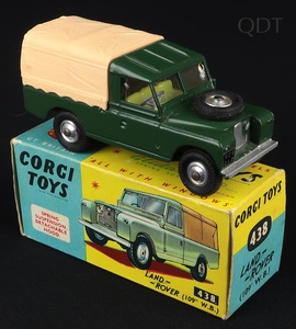 Corgi toys 438 landrover dd587 front