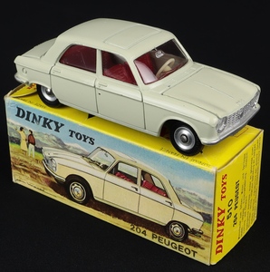 French dinky toys 510 peugeot 204 dd604 front