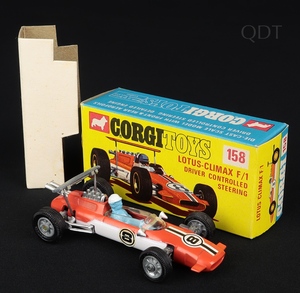 Corgi toys 158 lotus climax f1 dd62 front