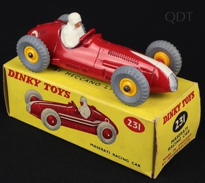 Dinky toys 231 maserati racing car dd633 front