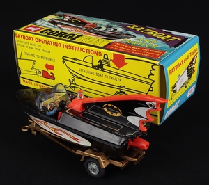 Corgi toys 107 batboat tin fin trailer coupling dd762 back