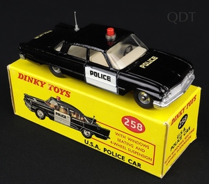 Dinky toys 258 usa police car fairlane dd807 front