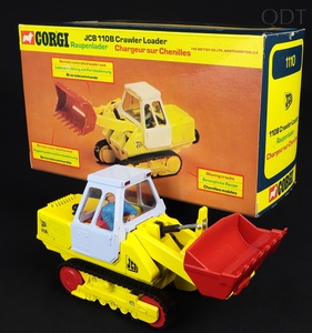 Corgi toys 1110 jcb crawler loader dd841 front