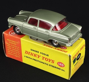 Dinky toys 145 singer vogue dd844 back