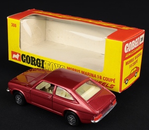 Corgi toys 306 morris marina 1.8 coupe dd887 back