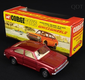 Corgi toys 306 morris marina 1.8 coupe dd887 front