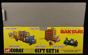 Corgi toys gift set 14 daktari dd899 back