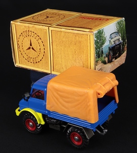 Corgi toys 406 mercedes unimog dd973 back