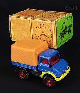 Corgi toys 406 mercedes unimog dd973 front