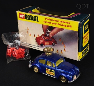 Corgi toys 400 vw 1300 motor school car fahr schule ee82 front