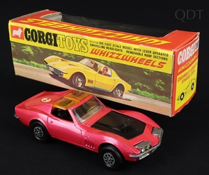 Corgi toys 387 chevrolet corvette stingray coupe ee102 front