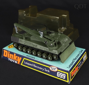 Dinky toys 699 leopard recovery tank ee117 front