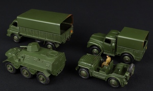 Dinky toys gift set 699 military vehicles ee122 vehicles 1