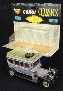 Corgi classics 9041 rolls royce silver ghost ee272 front