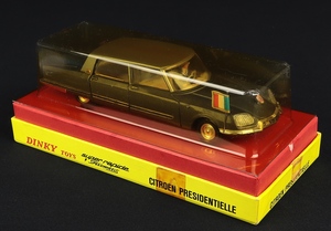 French dinky toys 1435 citroen presidentielle ee448 plinth