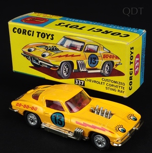 Corgi toys 337 customised chevrolet corvette sting ray ee579 front