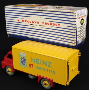 Dinky toys 923 big bedford van heinz ee585 back