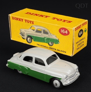 Dinky toys 164 vauxhall cresta saloon ee601 front