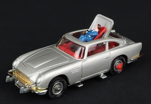 Corgi toys 270 james bond aston martin ee654 car