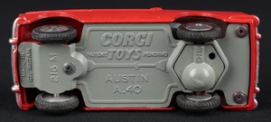 Corgi toys 216m austin a40 saloon ee778 base