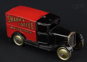 Dinky toys 28h pre war delivery van sharp's toffee ee825 front