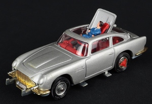 Corgi toys 270 james bond aston martin ee893 car