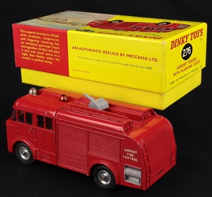 Dinky toys 276 airport fire tender ff1 back