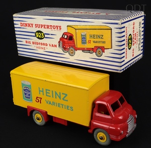 Dinky supertoys 923 heinz bean can van ff104 front