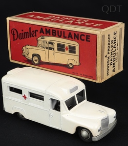 Modern daimler ambulance ff105 front