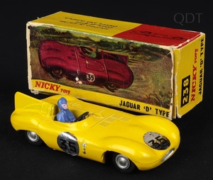 Nicky dinky toys 238 d type jaguar ff140 front