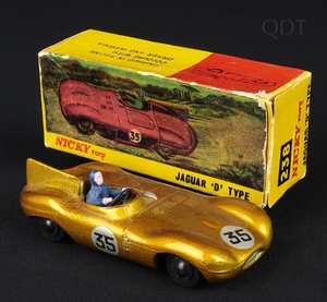 Nicky dinky toys a 238 jaguar d type ff141 front