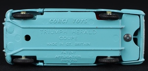 Corgi toys 231 triumph herald ff168 base