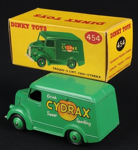 Dinky toys 454 cydrax trojan van ff245 back