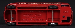 Dinky toys 289 routemaster bus madame tussaud's ff320 base